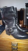 Tod´s Stiefel Gr 39/38, schwarz mit Schnallen Leder guter Zustand Berlin - Tempelhof Vorschau