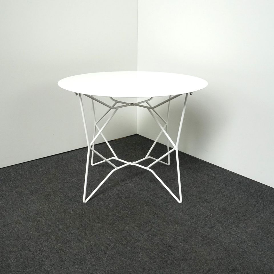 Zuiver Webframe Design Tisch | Beistelltisch | Weiß | 60 cm in Mehringen