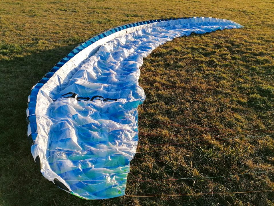 Paramotor Gleitschirm Motorschirm Apco F1 20 in Frauenprießnitz