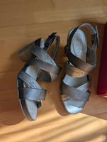 Sandalen sOliver, Gr. 39 /5 silber w/NEU Rheinland-Pfalz - Bitburg Vorschau