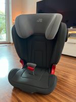 BRITAX RÖMER Kindersitz 15-36 kg Isofix KIDFIX 2 S Brandenburg - Dallgow Vorschau