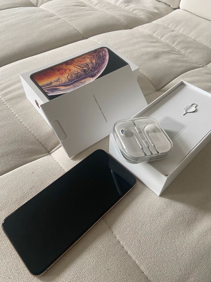 iPhone Xs Max / 256GB, GOLD in Essen