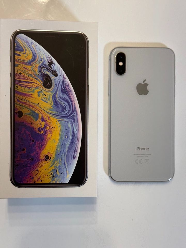 Apple iPhone XS silber 64GB in Gemmrigheim