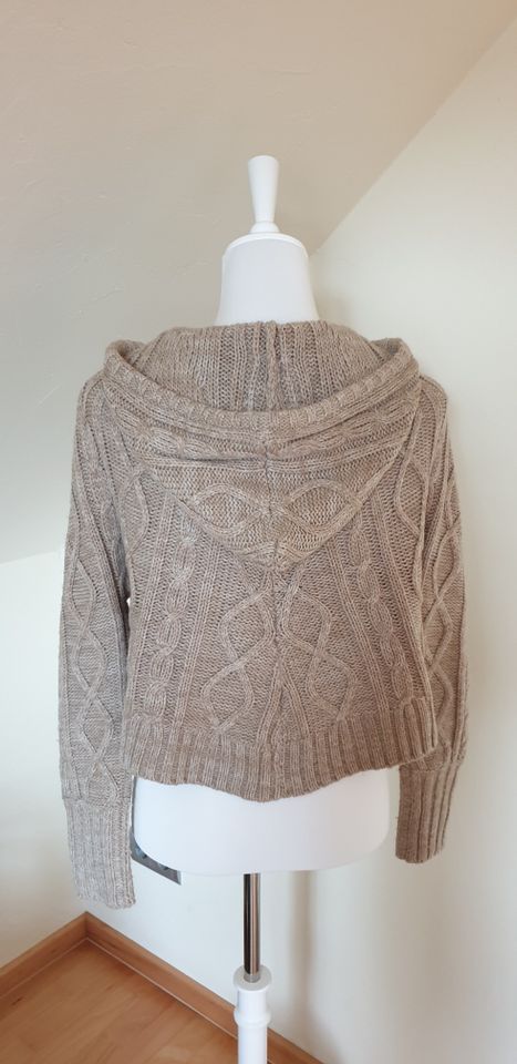 Only Pullover Strickjacke Poncho in Kirchlengern