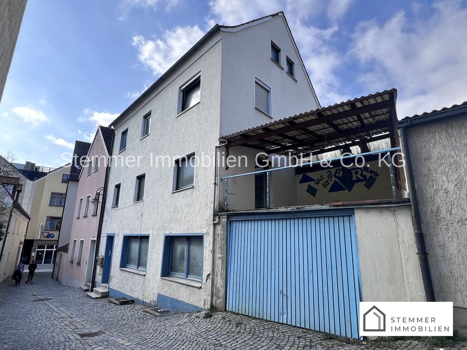 Vierparteienhaus in der Schwandorfer Innenstadt - Aussicht auf hohe steuerliche Abschreibung in Schwandorf