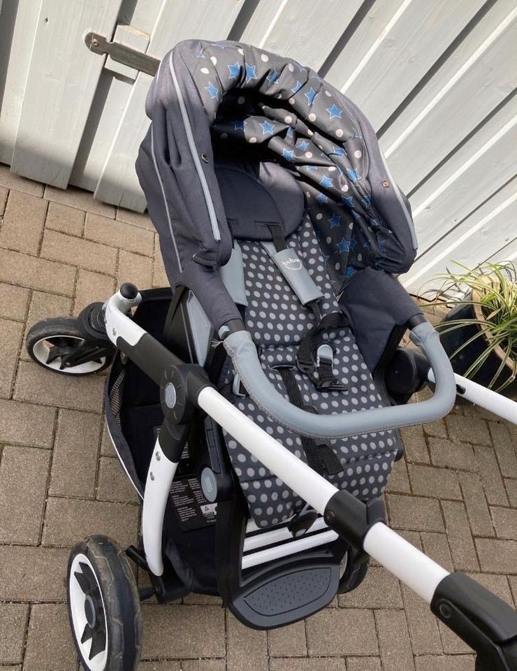 Teutonia Kinderwagen, Babywanne/Sportsitz, schwarz in Bielefeld