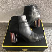 Zara Leder Stiefeletten Heels Stiefel Absatzschuhe Gr. 37 Top Hessen - Hanau Vorschau
