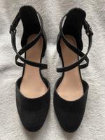 Pesaro Pumps Gr. 37 Riemchen Blockabsatz Firmung Konfirmation Bayern - Goldbach Vorschau