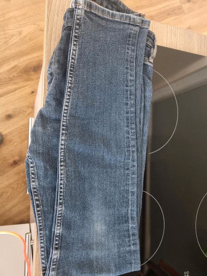 Jeans von H&M in Buchbach