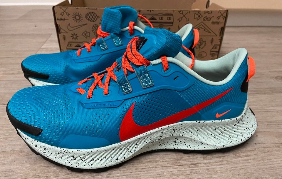 Nike Pegasus Trail 3 Laser Blue Sneaker Gr. 42,5 NEU in Berlin