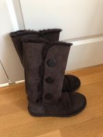 UGG Boots Bailey Button tall Hedelfingen - Lederberg Vorschau