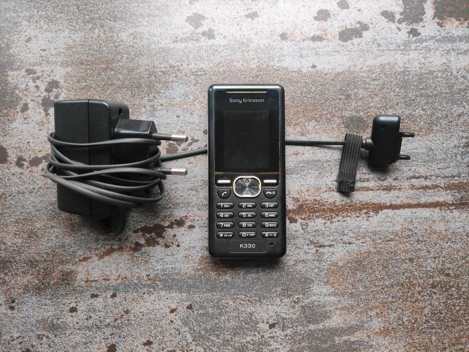 Retro Handys: Sony Ericsson, Samsung, Sagem in Ludwigshafen