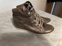 Paul Green Sneaker High Top Gold Glänzend 40 Nordrhein-Westfalen - Minden Vorschau