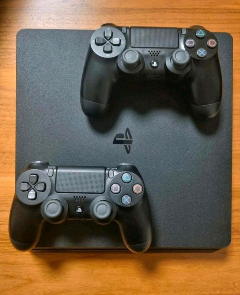 Playstation 4, PS4 - 1TB, 2 Controller, 19 Spiele in Oberursel (Taunus)