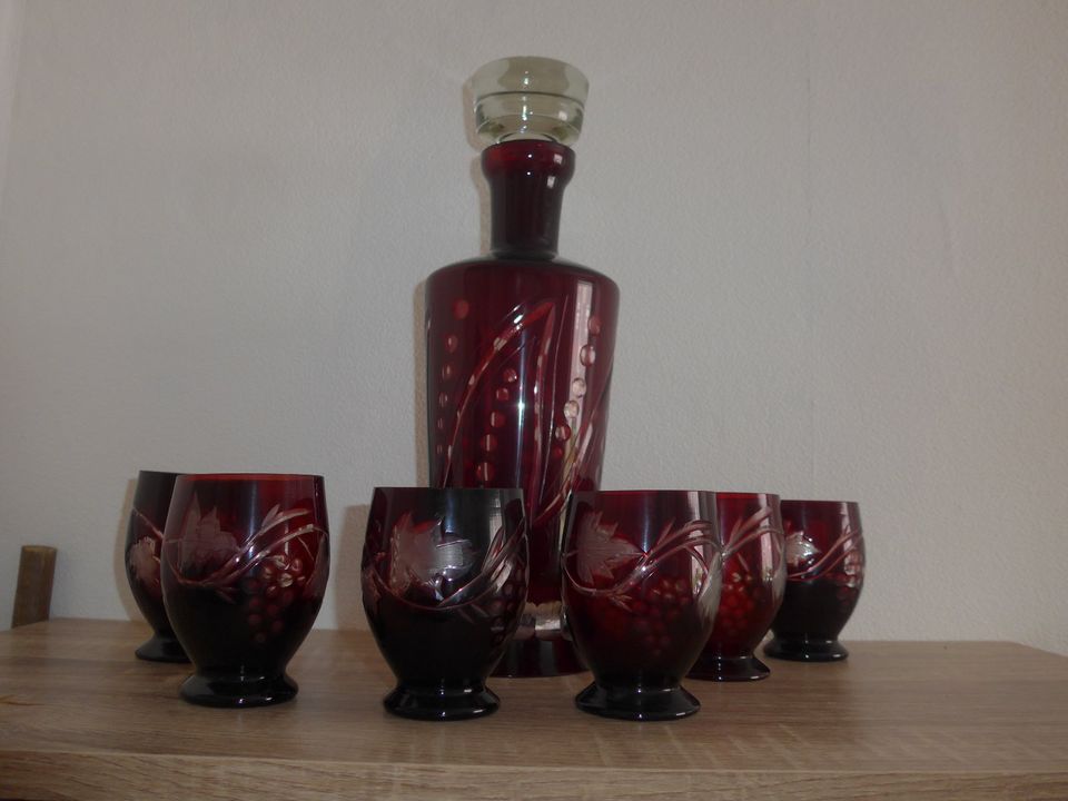 Bleikristall-Set Weingläser und Karaffe--roter Überfang in Hamm
