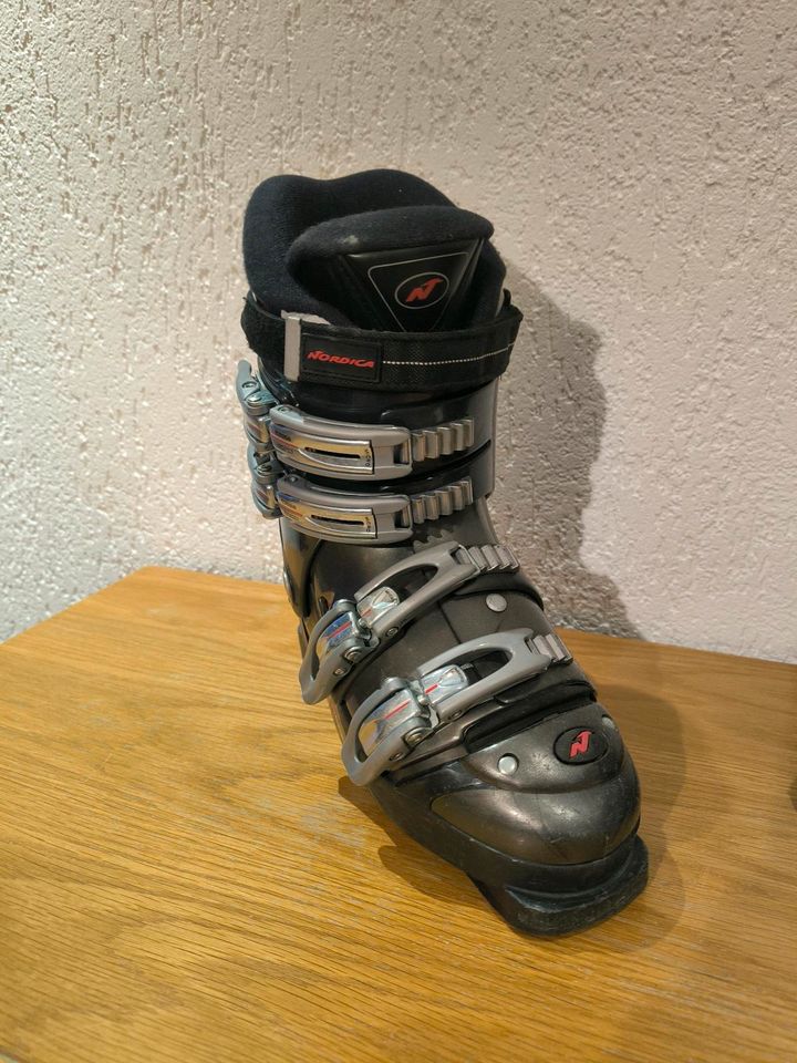 Nordica Skistiefel ca Gr. 37 in Rübenau