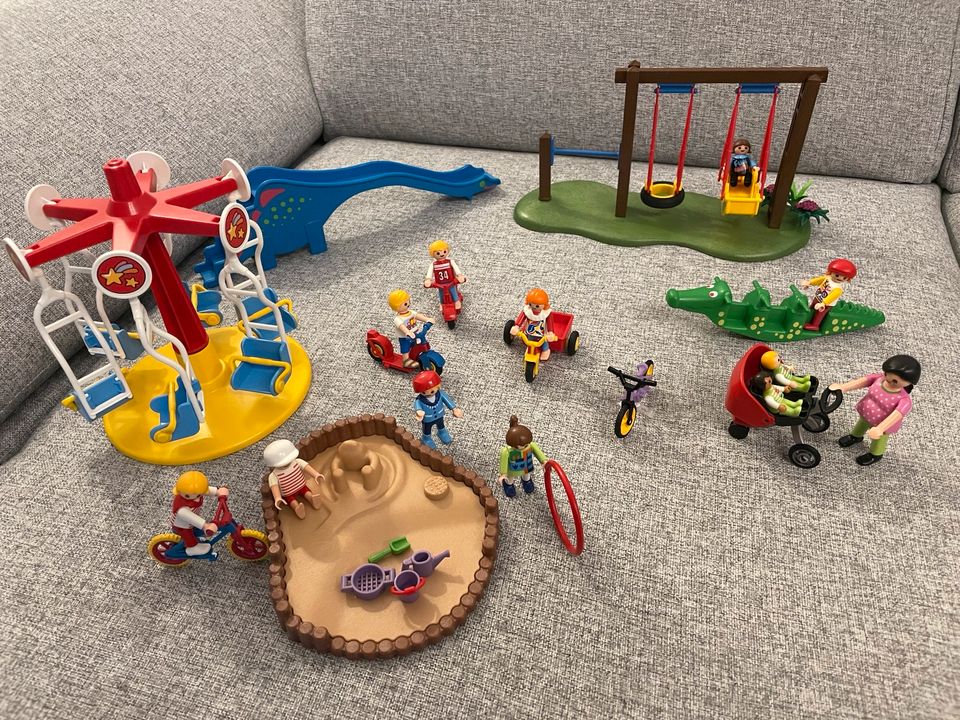 Playmobil Spielplatz mit viel Zubehör in Dorsten