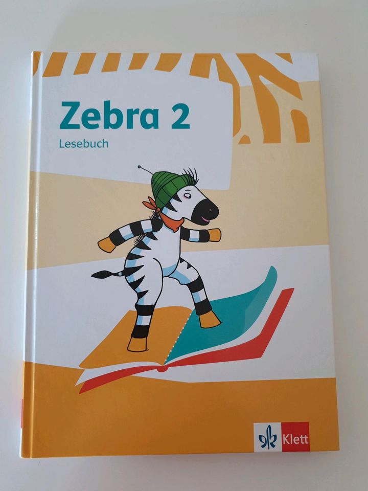 Zebra Bücher für 2 Klasse neue in Osthofen