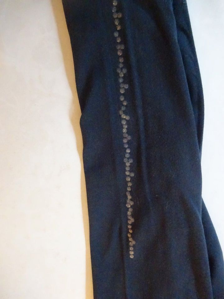 Jacken Sweats Shirts Legging Rock Gr. 116/122 in Gifhorn