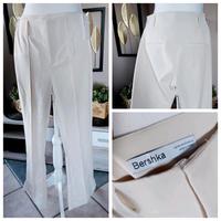 BERSHKA **SCHLAG HOSE GR.34 ** CREME ** NEU Nordrhein-Westfalen - Waldbröl Vorschau