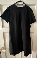 Schwarzes T-Shirt-Kleid von Zara Gr. S Dresden - Striesen-Ost Vorschau