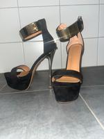 High heels Frankfurt am Main - Nieder-Eschbach Vorschau