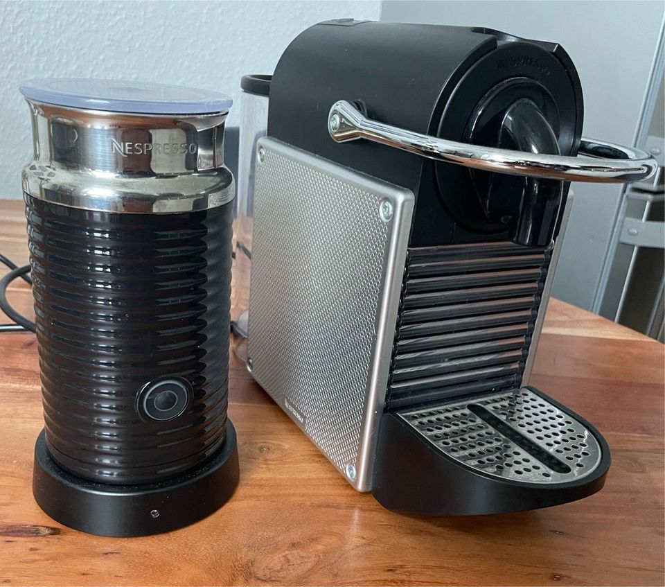 Nespresso Kaffeemaschine + Milchschäumer in Niedersachsen - Osnabrück |  Kaffeemaschine & Espressomaschine gebraucht kaufen | eBay Kleinanzeigen ist  jetzt Kleinanzeigen