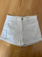 Weiße Shorts von Hollister München - Schwabing-Freimann Vorschau