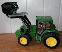 BRUDER John Deere 7930 mit Frontlader Hessen - Bad Hersfeld Vorschau