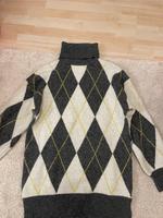 H&M Pullover (dick) mit Rollkragen in XS Horn-Lehe - Lehesterdeich Vorschau