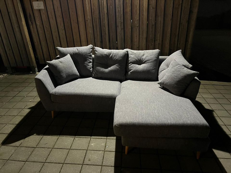 Couch für Jugendzimmer oder kleineres Wohnzimmer in Neumarkt i.d.OPf.