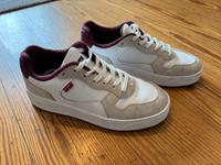 Levi’s Levis Glide Sneaker Low White Schuhe Größe 41 Hamburg-Nord - Hamburg Winterhude Vorschau