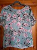 Shirt Bluse mit Blumenmuster SHEIN Gr. 38 neuwertig Brandenburg - Finsterwalde Vorschau