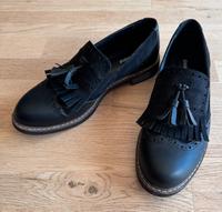 Damen Schuhe Slipper Größe 38 Sachsen - Zeithain Vorschau