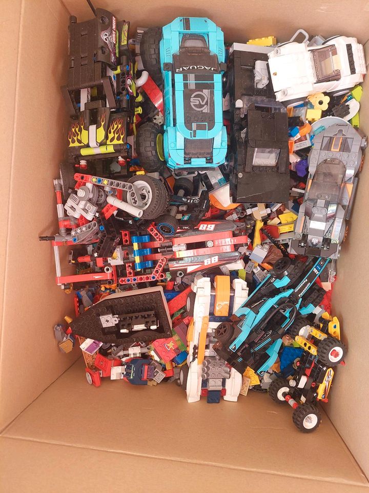 Lego (2 Kartons voll) in Wutha-Farnroda