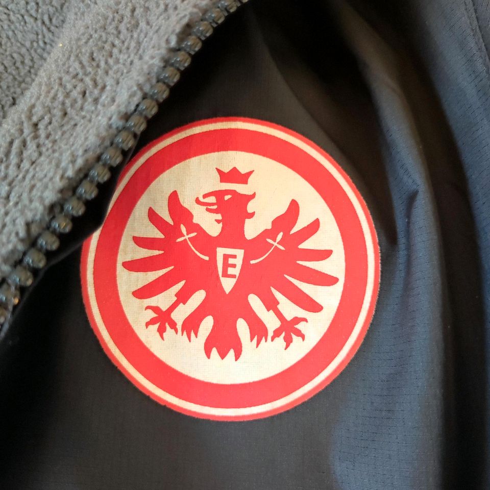 Eintracht Frankfurt Nike Herbst Jacke Kinder Gr.L Neuwertig! in Hanau