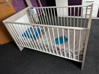 Babybett Kinderbett Massiv Höhenverstellbar von Trends Nordrhein-Westfalen - Gelsenkirchen Vorschau