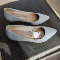 Schuhe/Pumps Tamaris hellgrau / silber / Gr. 37 NEU Hessen - Eschwege Vorschau