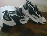 Nike Zoom 2k 2000 Just do it Gr.37,5 in schwarz weiß Bayern - Auerbach in der Oberpfalz Vorschau