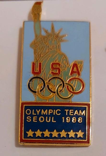 Schöner seltener Pin Button Olympia Seoul 1988 in Hiddenhausen