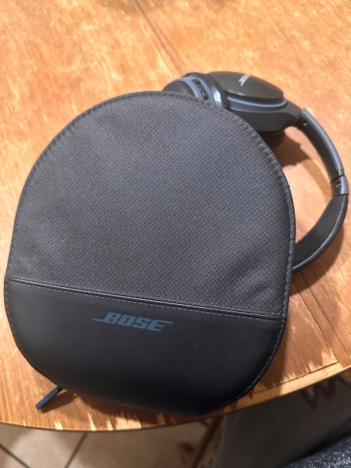 Bose SoundLink Around-Ear in Neuried Kr München