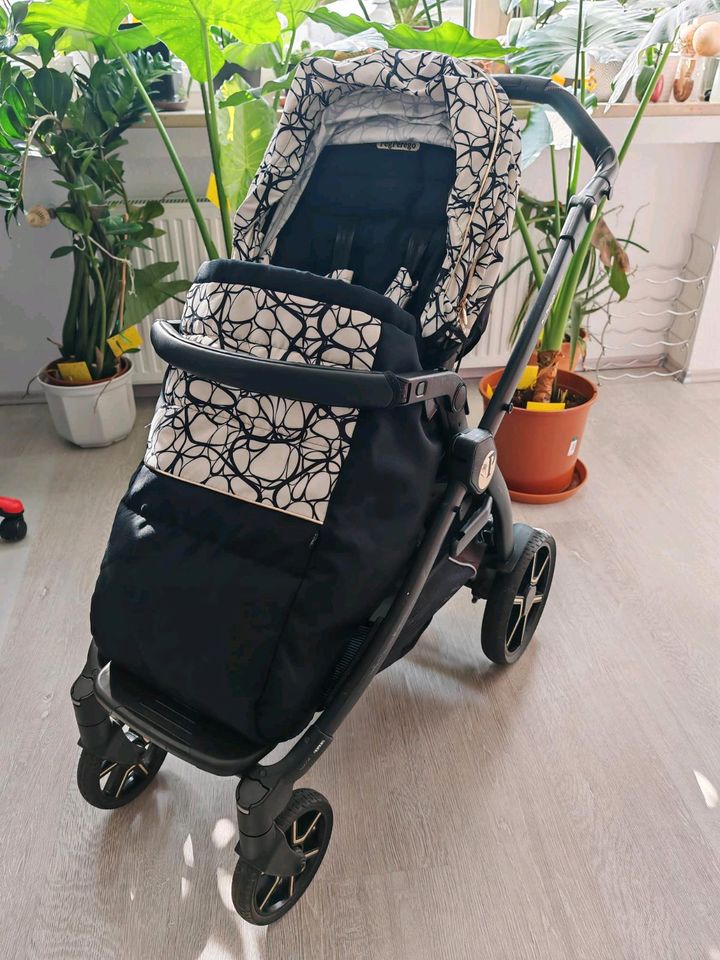 Trio Kinderwagen Peg Perego Book Louge in Lörrach