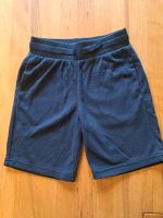 Shorts/Kurze Hose  Gr 128. H&M Niedersachsen - Stuhr Vorschau