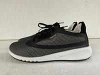 Geox Schnür Schuhe schwarz Muster Größe 38 Nürnberg (Mittelfr) - Oststadt Vorschau