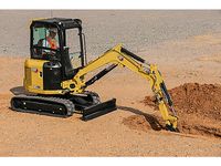 Minibagger incl. Trailer zu vermieten Caterpillar 302.7D Dithmarschen - Lohe-Rickelshof Vorschau