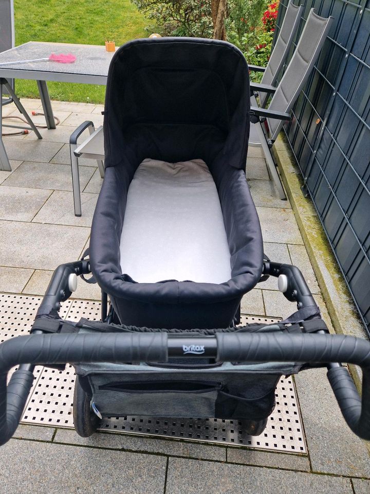 Kombi Kinderwagen Britax Go Big in Bochum