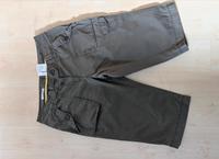Kurze Hose für Damen in Größe 42 Niedersachsen - Wilhelmshaven Vorschau