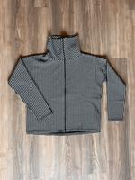 schwarz-weißer Pullover mit Stehkragen (OPUS) Bayern - Steinberg am See Vorschau