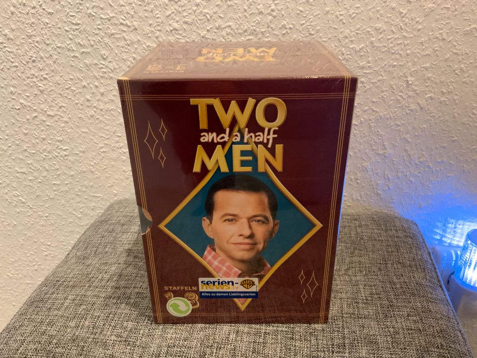 Two and and half Men Staffel 1-8 DVD Sammelbox original NEU in Essen