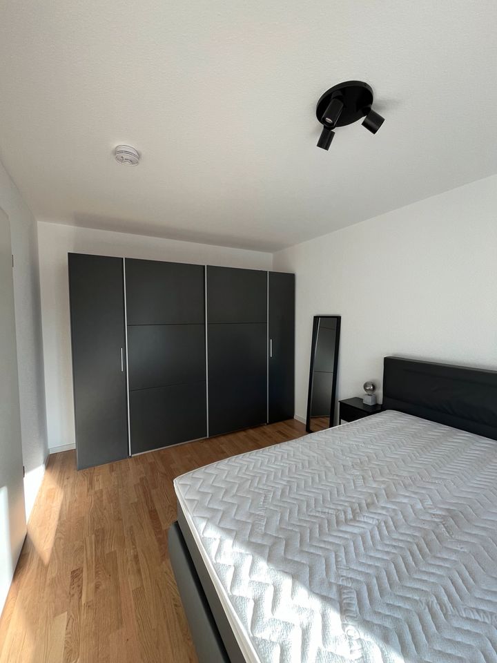 Neubau möblierte 2-Zimmer-Wohnung mit EBK und Balkon in Offenbach